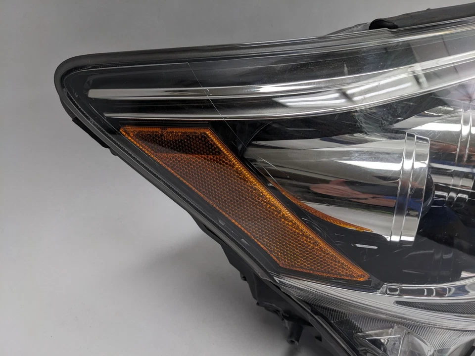 Lexus GX460 Headlight Head Light Passenger's Right 2014 - 2019 FOR PARTS BW3 - Image 3 of 4