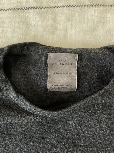 Zara Knitwear Winter Collection Wrap Front Sweater. Size 6 - Picture 4 of 5