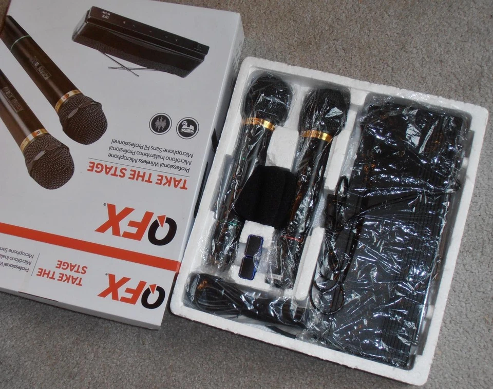 4 Professional Wireless Microphones at One Great Price...Wow - Image 2 of 4