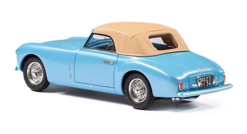 1947 Cisitalia 202 SC Cabriolé por Stabilimenti Farina en escala 1:43 por Esval - Imagen 3 de 8