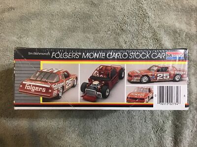 TMO559 1960 monte carloレーシングジオラマ　LLEDO Check out this 1970 Monte Carlo by JLD88. The car features opening