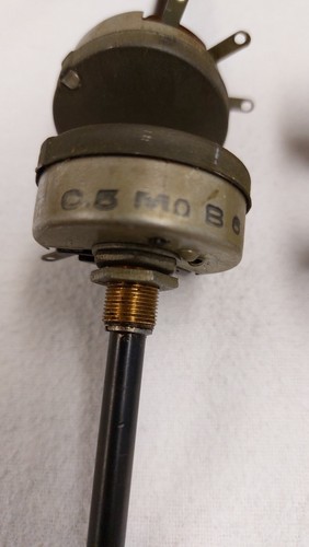 8 Potentiometer 500KOhm log + 1 x 1MOhm 1 Pol Wechselschalter OVP LESA Italien - Bild 3 von 6