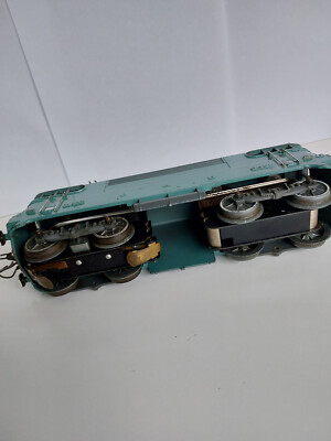 Train Hornby O – Locomotives, Wagons, Rails Et Aiguillages Commandés