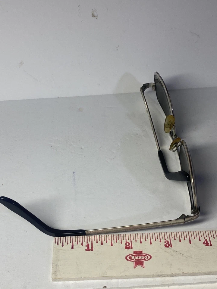 Gafas de sol Univis años 70 llenas de oro 12k tonos muy geniales pequeñas Foto 4 de 4