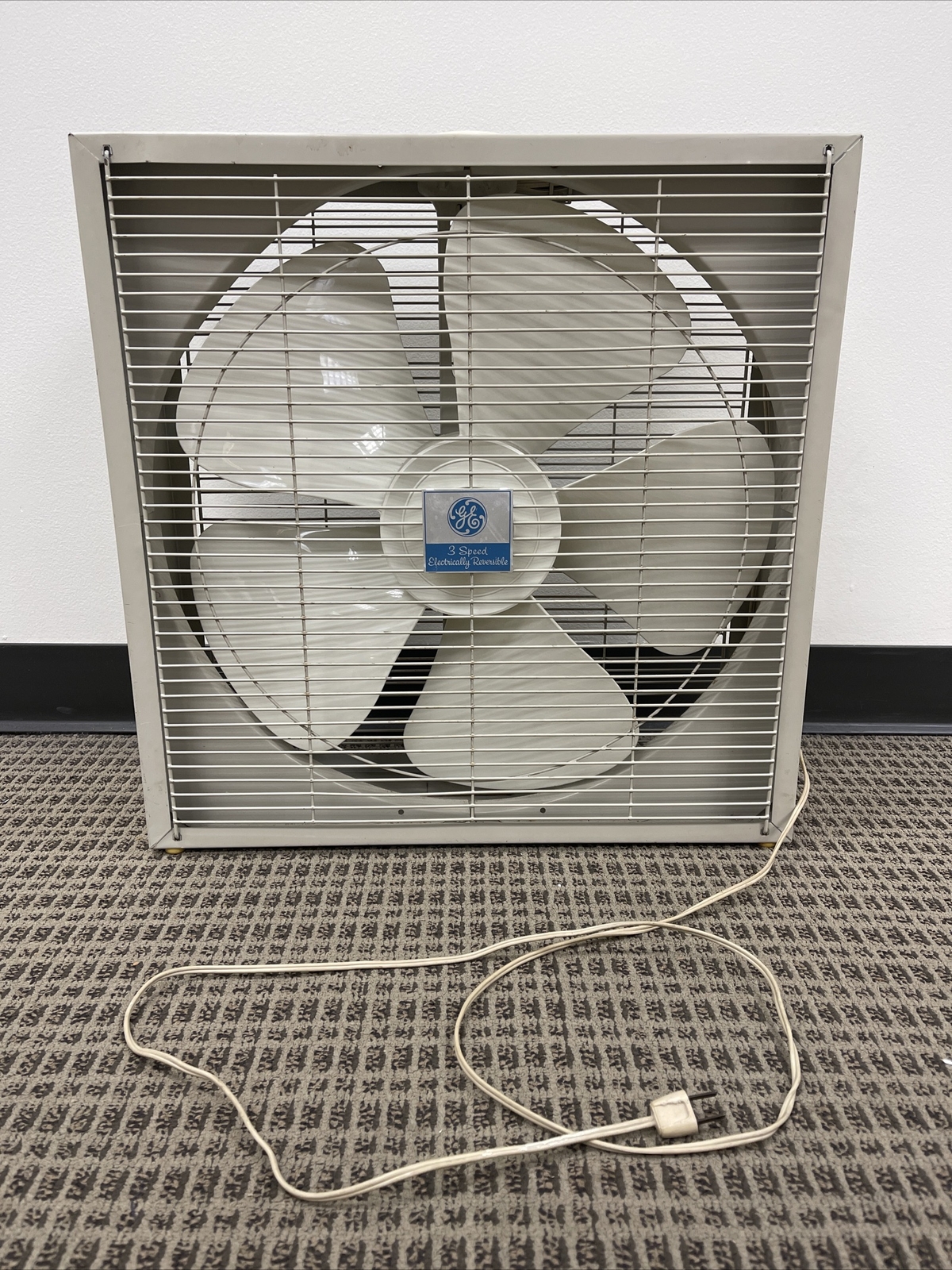 Vintage General Electric GE 3-Speed Electrically Reversible Box Fan | eBay