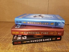 The Hunger Games Book Set by Suzanne Collins Catching Fire MockingJay *TRILOGY*