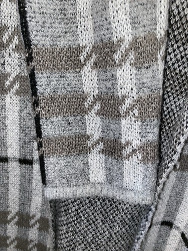 Love Ever After Women's Gray Plaid Sweater Jacket with Hood & Pockets Size L - Picture 8 of 14