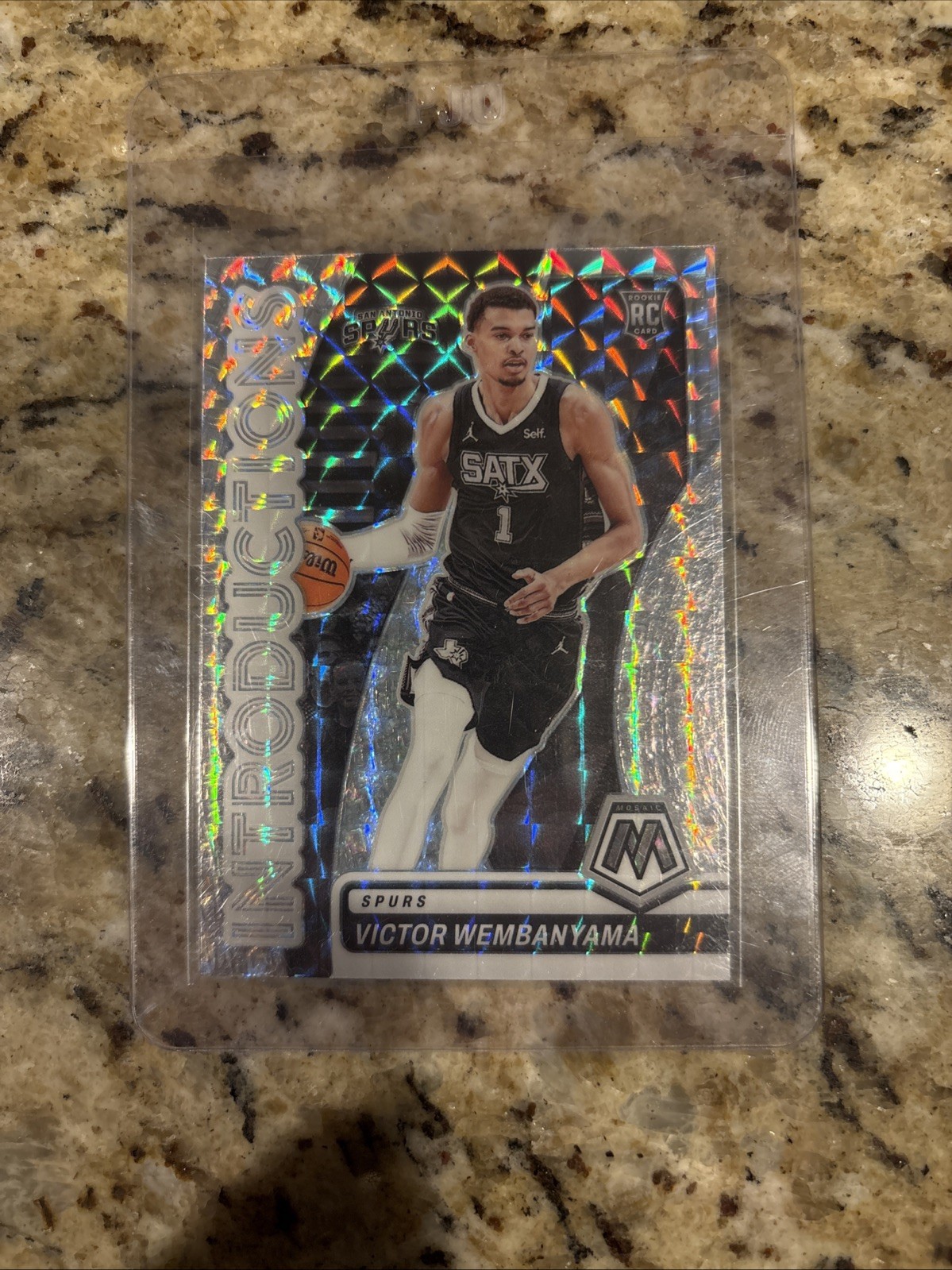 2023-24 Panini Mosaic - Introductions Victor Wembanyama #8 Mosaic Prizm (RC)