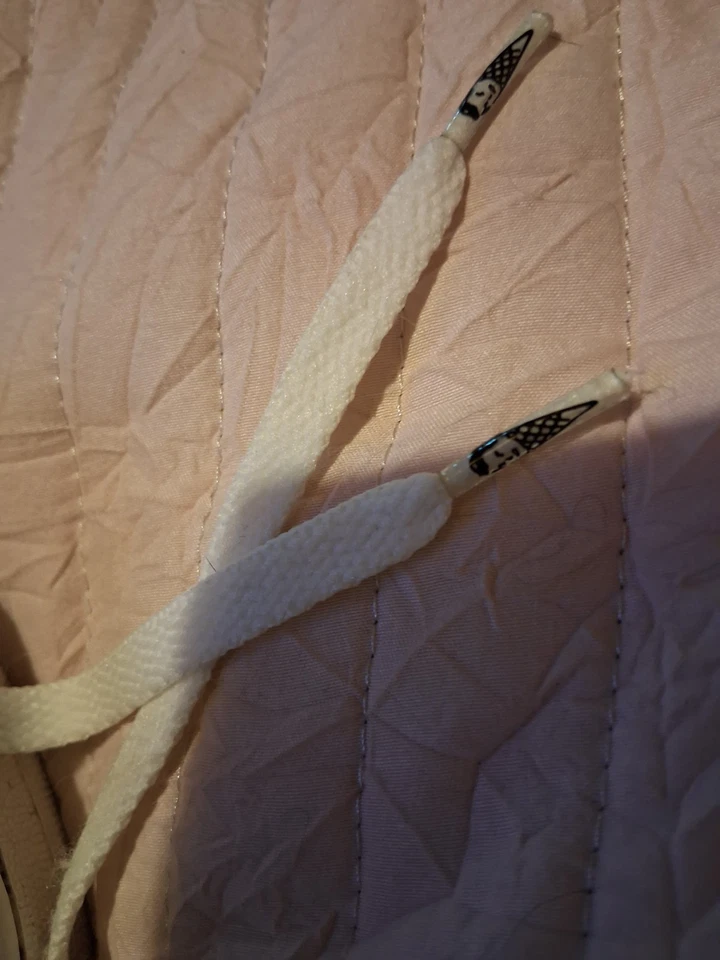 Pharrel Ice Cream Trainers Size UK 7 .5 Teddies Hardly WornGreat Condition - Image 2 of 4