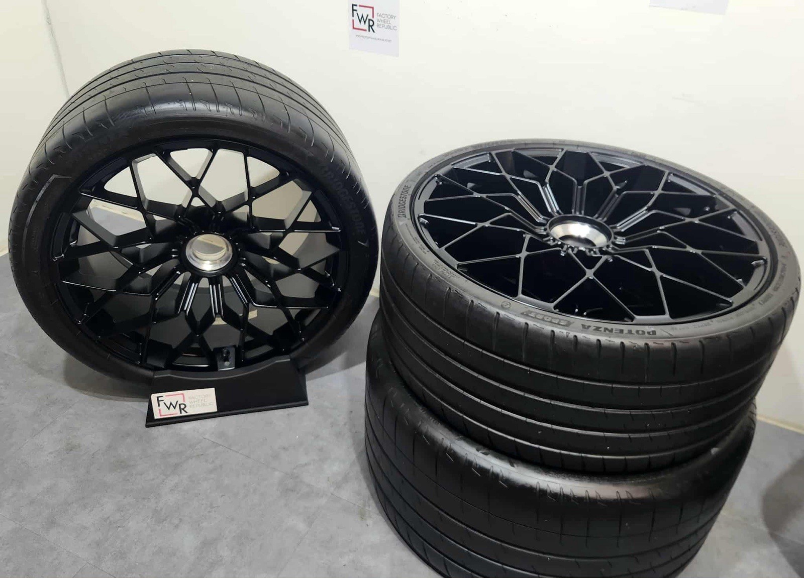 20" LAMBORGHINI HURACAN STO HEK FORGED WHEELS RIMS TIRES  4T3601017