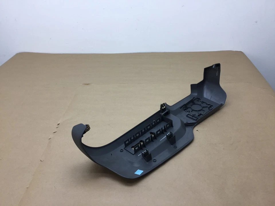 Cubierta del panel de la cubierta del asiento del pasajero delantero derecho Mercury Montego 2005 2006 2007:A Foto 3 de 4