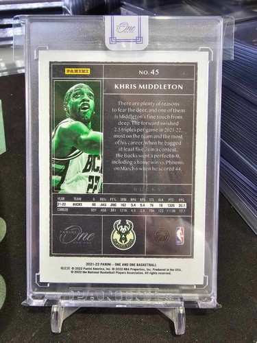 2021-22 Panini One and One Khris Middleton #45 Gold 08/10! - Picture 4 of 4