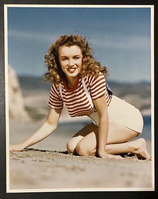 marilyn monroe striped shirt