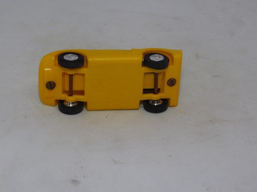 LINDBERG MINI-LINDY #25 FORD GT PLASTIC CAR KIT BUILT YELLOW - Picture 5 of 5