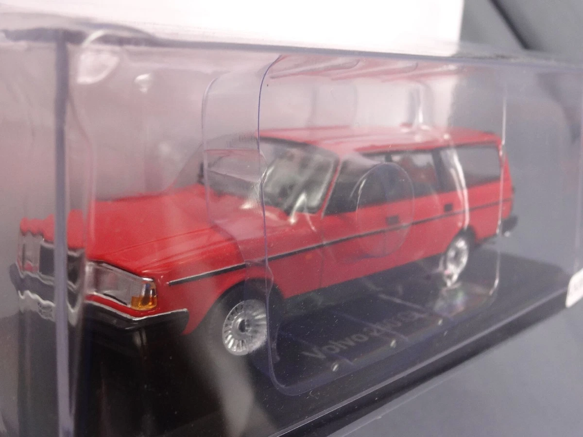 Voiture Volvo 240 Blod Transport 1/43 Ixo Atlas En Boite