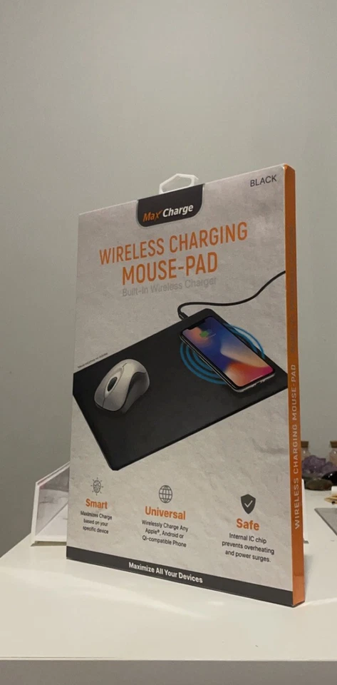 Max Charge Wireless Charging Mouse Pad Built-in Wireless Charger Devices - Image 2 of 3