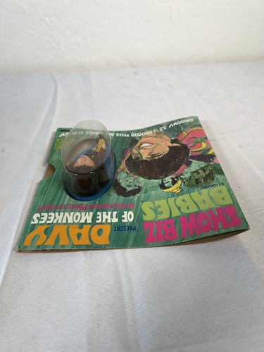 Tarjeta de colección 1967 Show Biz Babies Davy Jones de "The Monkees" en exhibición RARA - Imagen 4 de 7