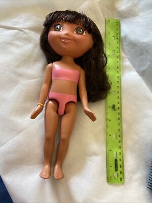 Dora The Explorer 11” Doll 2006 Mattel C3593 Dress Up Doll Dora The Explorer 11” Doll 2006 Mattel C3593 Dress Up Doll