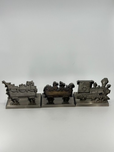 3 Train Stocking Holders Metal Stocking Hangers Mantel Hook Merry Christmas - Picture 5 of 16