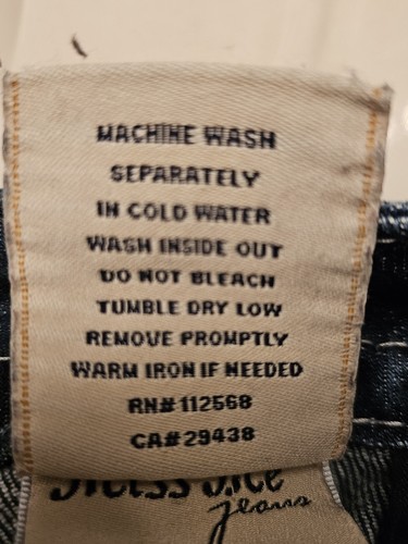 Miss Me Boot Cut Jeans Rhinestone Embellished Flap Pockets Size 28x30 - Picture 6 of 7