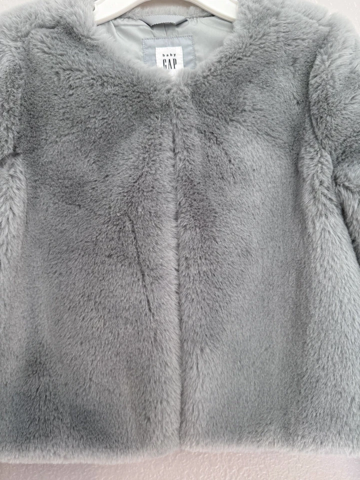 Baby Gap серый искусственного меха укороченный девочек куртка размер 5T - Изображение 3 из 4