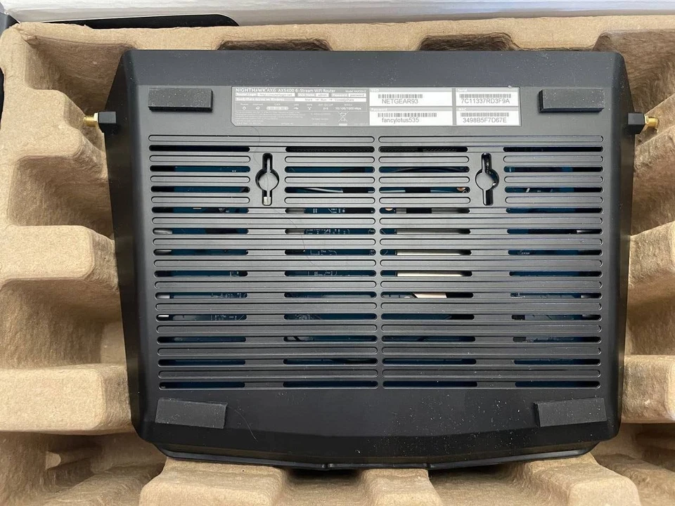 NETGEAR Nighthawk 6-Stream AX5400 WiFi 6 Router (RAX50) - AX5400 Dual Band - Image 4 of 4