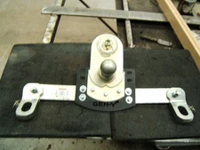 GEN-Y GH-21017 GoosePuck Gen II 5" Offset Gooseneck Ball for GM 2020–2024