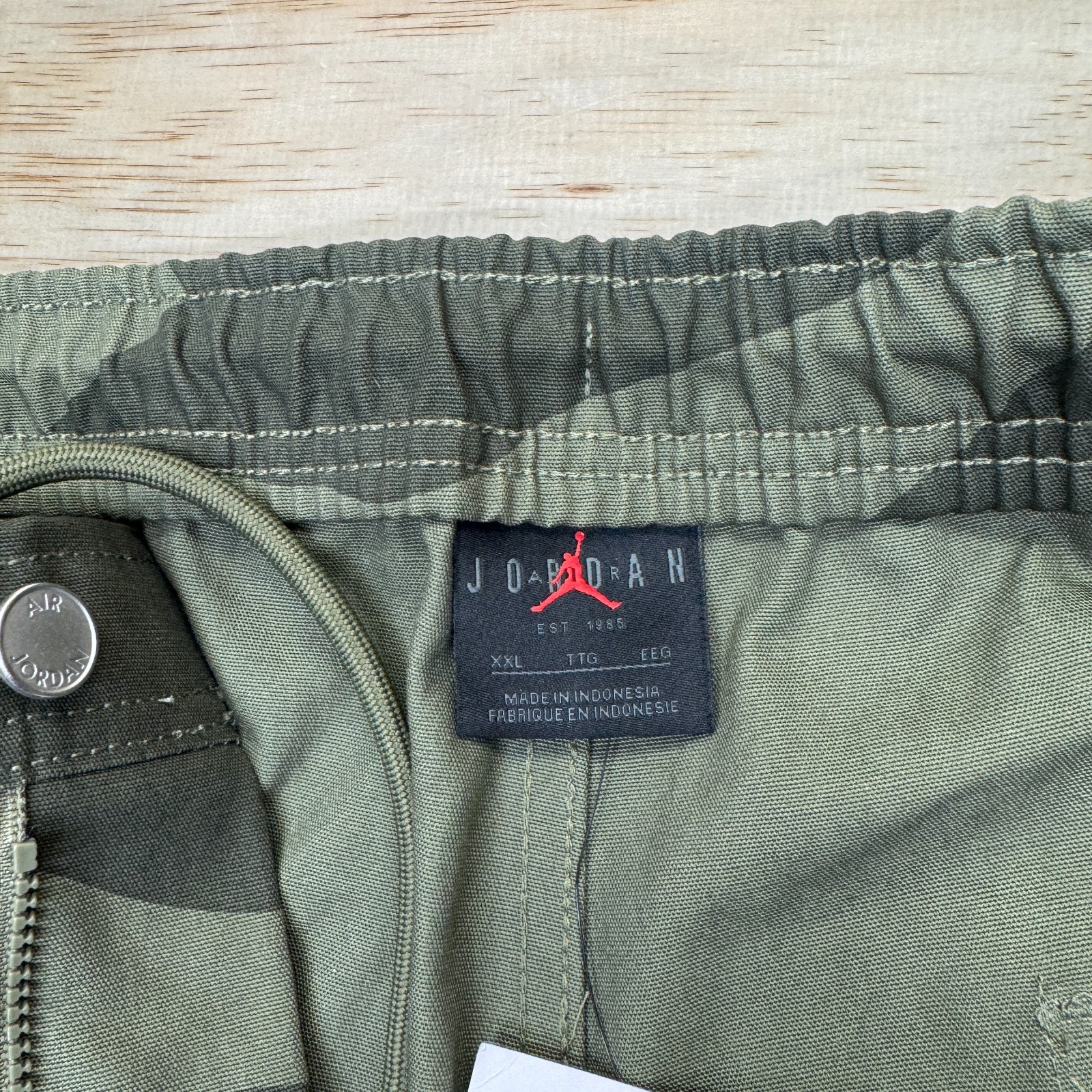 NEW Air Jordan Essentials Chicago Cargo Pants Medium Olive Sz 2XL FZ2060 222 thumbnail 7
