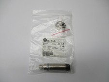 ALLEN BRADLEY 872C-N12BP18-D4 SER. E NSMP