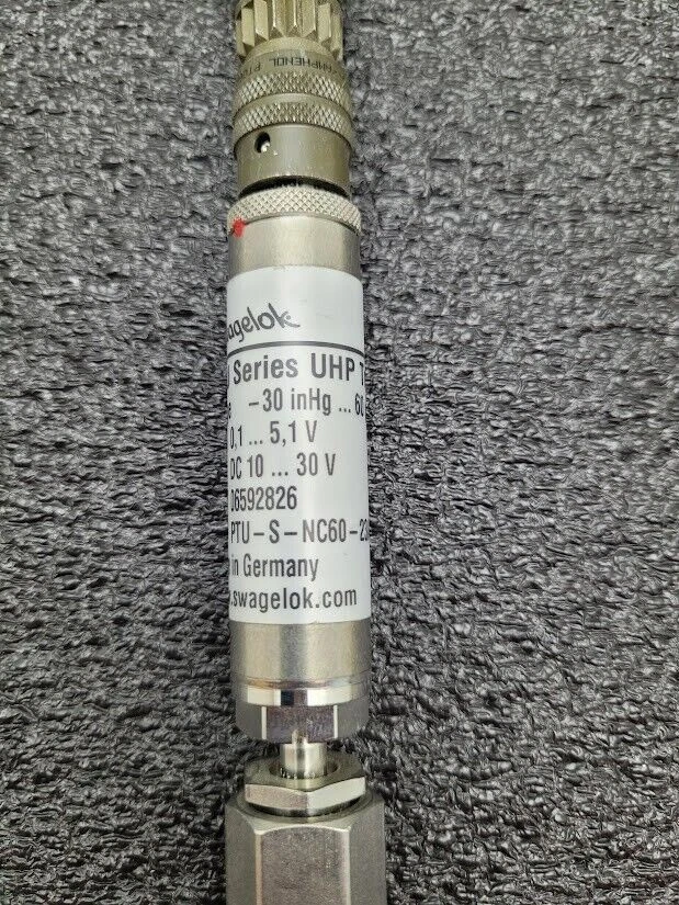 Swagelok UHP PTU-S-NC60-23AC Ultra High Purity High Vacuum / Pressure Transducer - Image 3 of 4