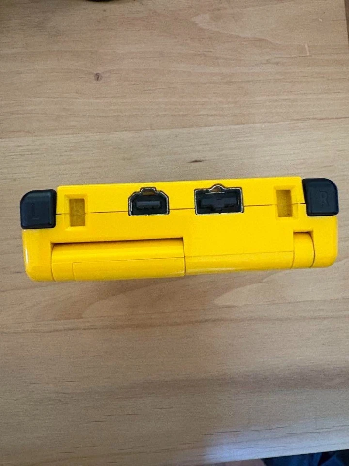 Nintendo Game Boy Advance SP Console Pikachu Edition Yellow Pokemon USED Japan - Image 4 of 4