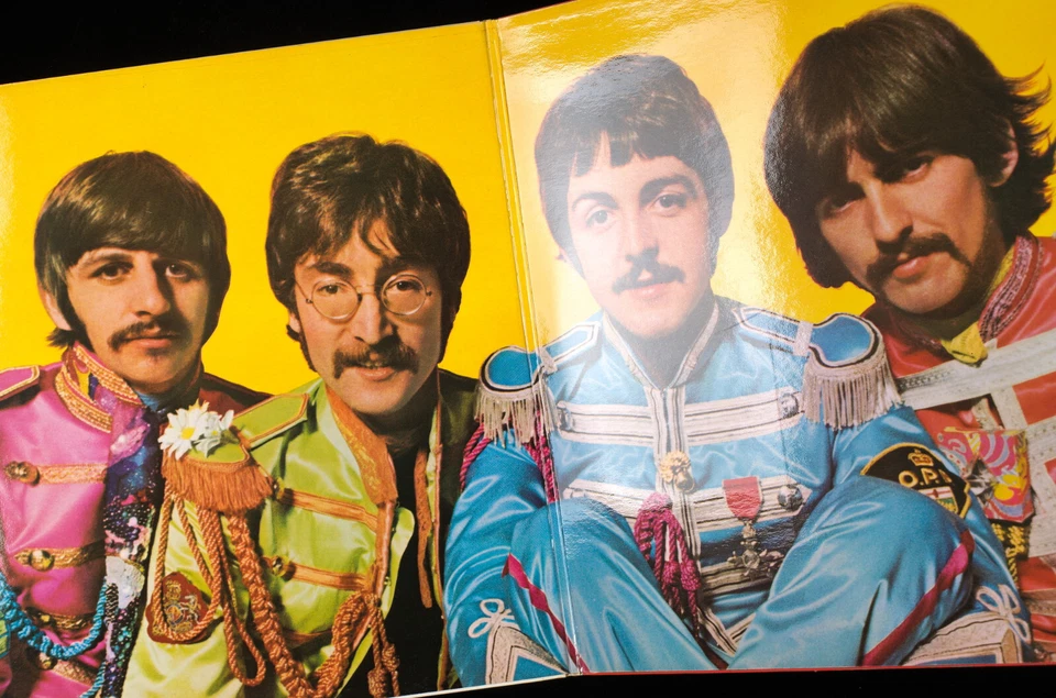 The Beatles Sgt. Pepper's Lonely Hearts Club Band · Lp · 1978, photo 2 sur 5