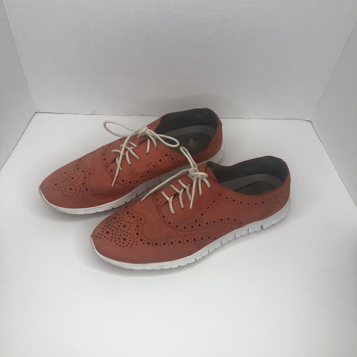 Cole Haan Womens Zerogrand Wing Ox Citrus Red Nubuck Size 11  display picture 3