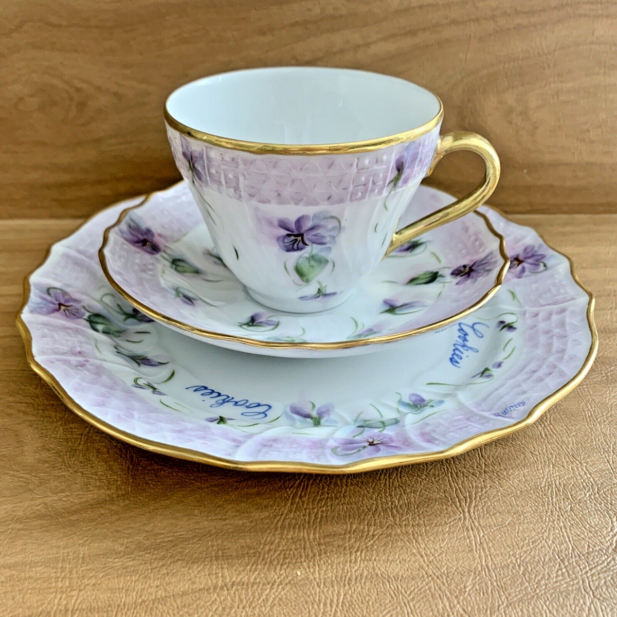 Hutschenreuther Dresden Teacup Trio Violets Hand Painted Signed R Watts