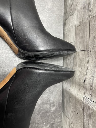 Coach Boots Women 8.5B Terence Shoes Black Leather scalloped Studs Comfort Ankle - Picture 12 of 17