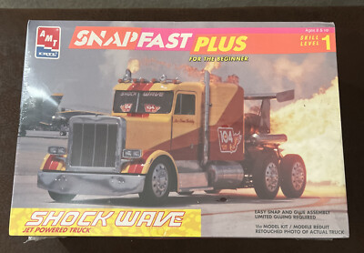 AMT ERTL  1/32  Scale SHOCKWAVE JET POWERED TRUCK  PETERBILT, Kit #8267 NEW RAY