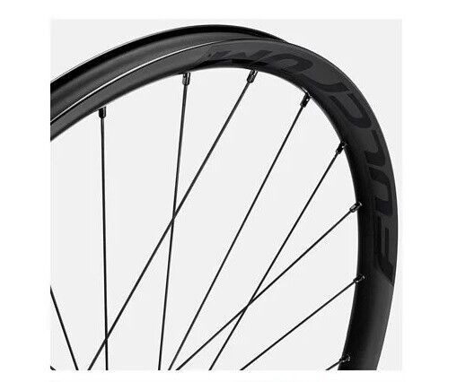 Fulcrum Rapid Red 900 DB 2-Way Fit 700C Gravel Disc Brake Fulcrum Rapid Red 900 DB 2-Way Fit 700C Gravel Disc Brake