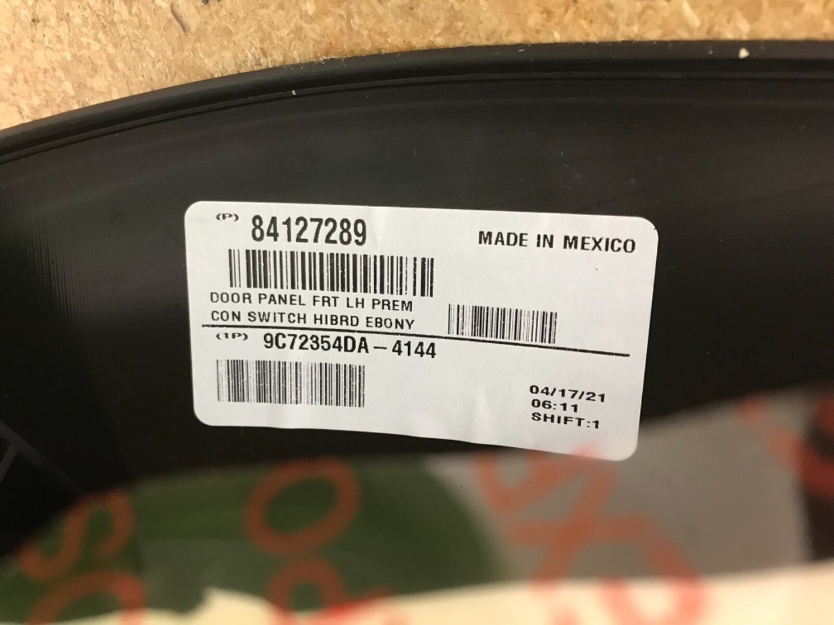 専用出品(確認用) BMW 純正 エマージェンシー用 バッテリー トランク 9297787-02
