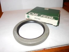 CHICAGO RAWHIDE 28746 OIL SEAL~ID =2.875" X OD= 3.881" = MADE IN USA~NEW & CLEAN