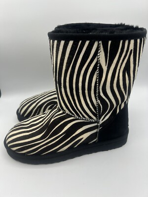 UGG AUSTRALIA CLASSIC SHORT EXOTIC ZEBRA BOOTS Size 9 WOMENS UGG AUSTRALIA CLASSIC SHORT EXOTIC ZEBRA BOOTS Size 9 WOMENS