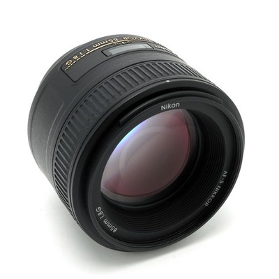 Nikon AF-S Nikkor 85mm f/1.8 G Lens