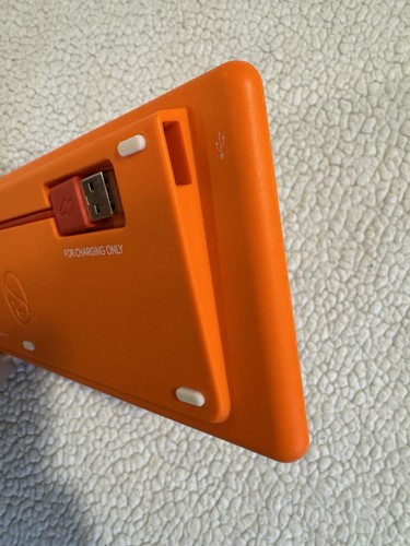 Kano Wireless Orange Keyboard with Touch Pad Only KC-KBR101 No Dongle - Picture 4 of 5