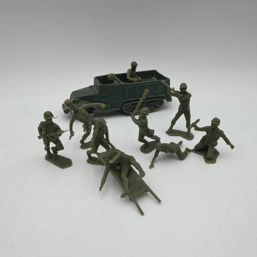 Vintage 1963 MARX BATTLEGROUND 10 Soldiers Wounded Stretcher With Vehicle
