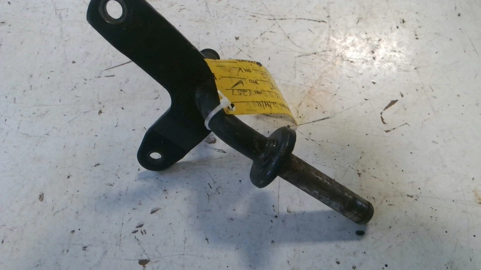 John Deere LX176 LX186 LX188 LX178 Tractor Left Steering Spindle AM115039 #5 B1A - Image 3 of 3