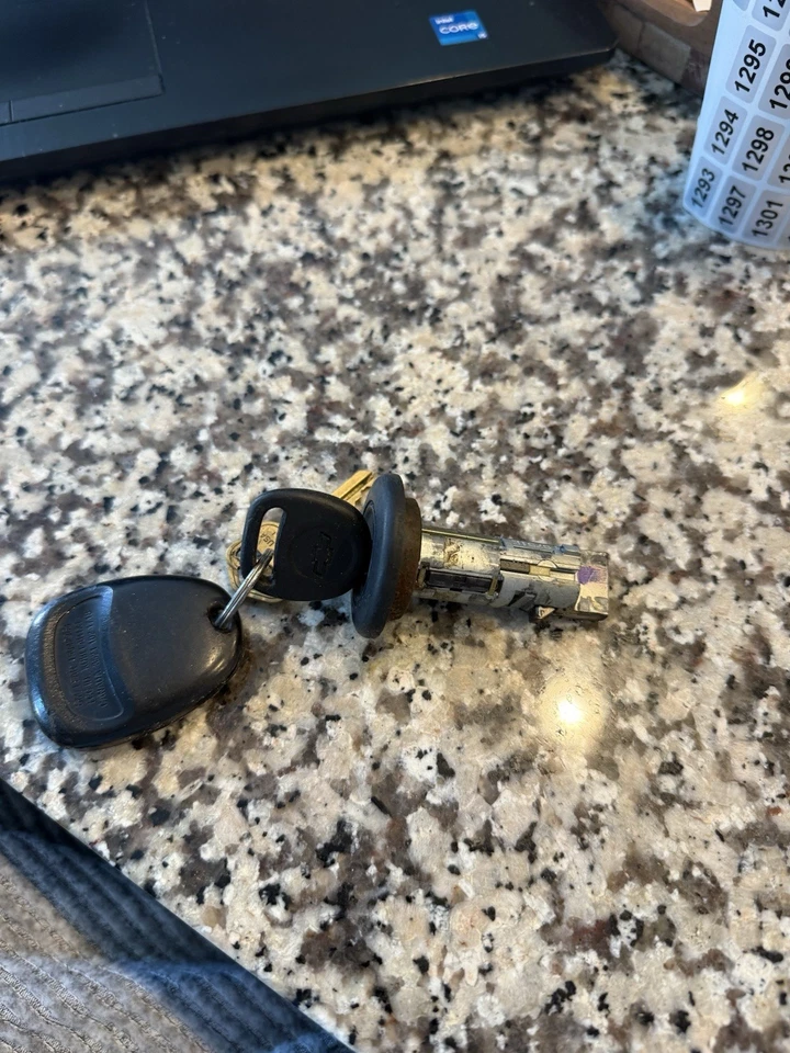 Ignition Switch Fits 00-05 BLAZER S10/JIMMY S15 421337 - Изображение 2 из 4