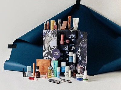 Cult Beauty Adventskalender Classic Curation im Wert von über 1100£ Geschenk für Sie