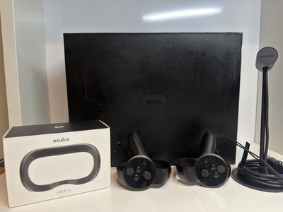 Oculus Rift VR Headset Complete Bundle Open Box w/ Controllers & Box