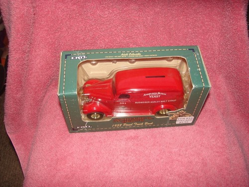 ertl / 1938. panel truck/ diecast bank