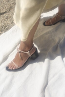 LOQ Xavi Strappy Sandal Black Size 6
