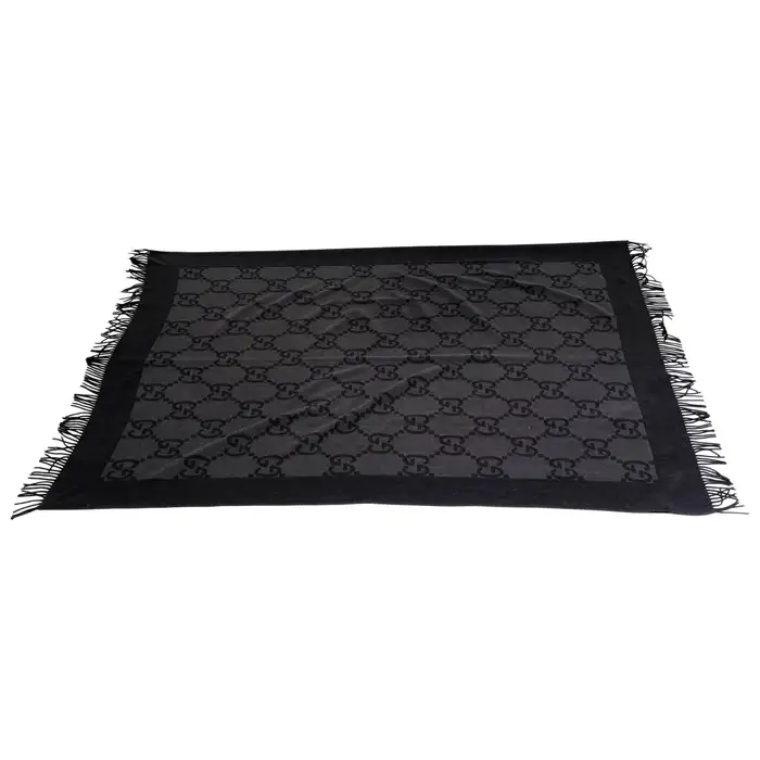 Gucci Black Plaid GG Pattern Throw Blanket 99.OZ | CM 182L x 147W